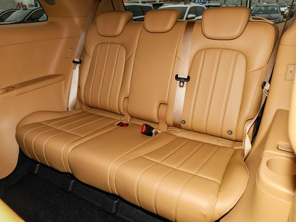 7 Seats Lux MVP
